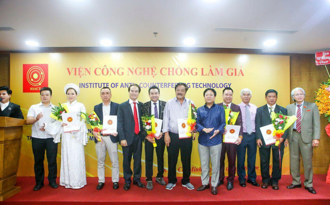 Giữa lùm xùm, nhiều Phó Ban Phát triển thương hiệu và Chống hàng giả xin từ chức