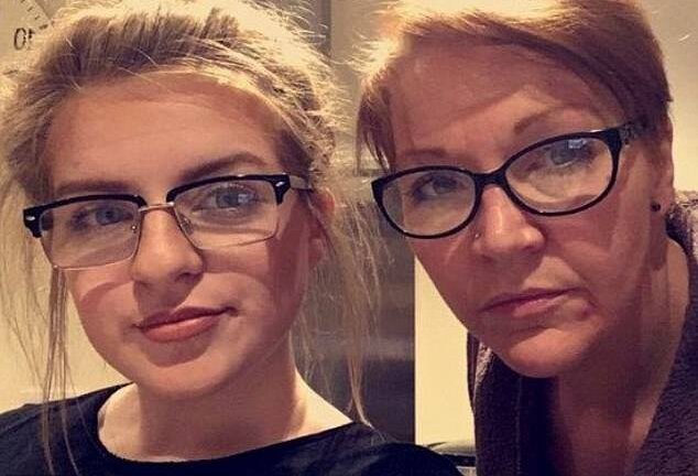 Đăng tải thông báo 'tự kết liễu đời mình' mà không ai phản hồi, nữ sinh 15 tuổi tự tử