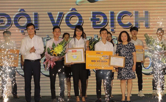 Ý tưởng độc đáo của sinh viên ĐH Xây Dựng Miền Tây giành giải thưởng Quản lý Tài chính 2019