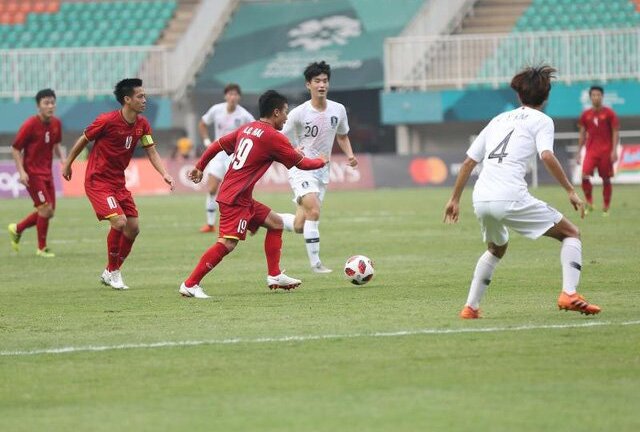 Không cần uống thuốc, hãy đá bóng như Olympic Việt Nam sẽ giảm được cân