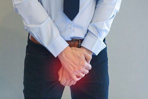 Cha mẹ chủ quan, con trai 6 tuổi phải cắt bỏ tinh hoàn