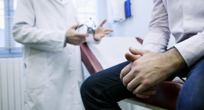 Cảnh báo nông dân, cảnh sát, nhân viên bán xăng... có nguy cơ ung thư tuyến tiền liệt rất cao