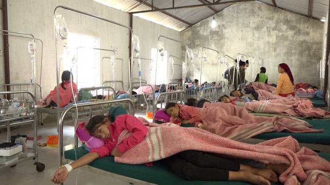 150 học sinh tiểu học Hà Giang nghi ngộ độc sau khi ăn sáng