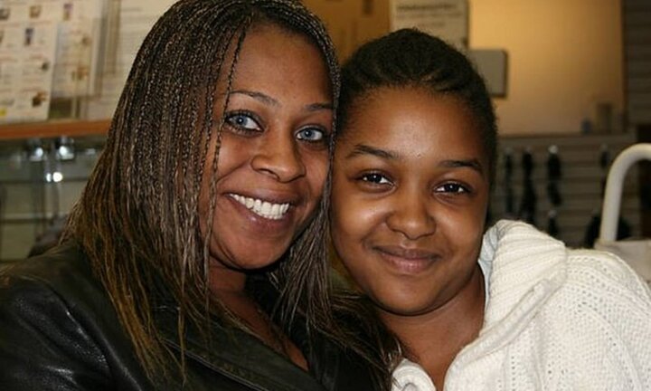 Người phụ nữ bỗng nhiên thèm bia sau khi được ghép tim từ một người lính