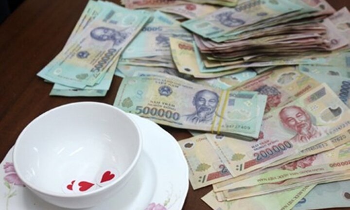 Ham mê cờ bạc, lô đề, nợ nần chồng chất, những con nghiện đỏ đen rủ nhau nhập viện tâm thần