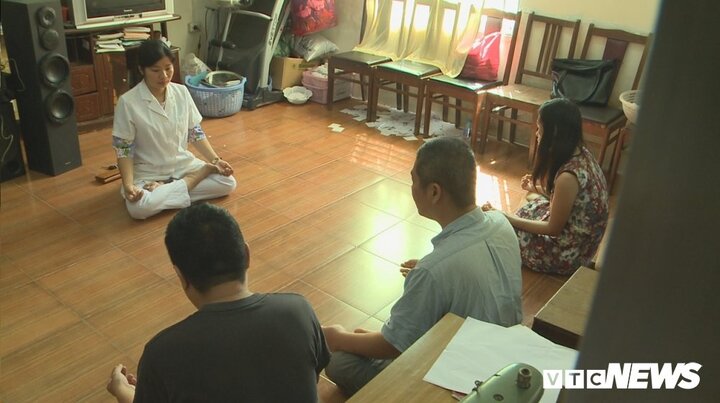 Chị em tâm thần, phát điên vì chồng vô tâm, áp lực gia đình, công việc đè nén mỗi ngày