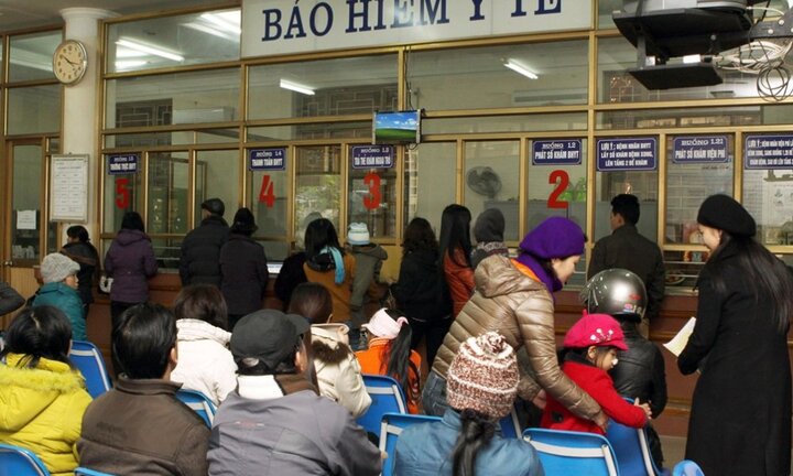 Người dân tham gia Bảo hiểm Y tế được hưởng thêm nhiều quyền lợi