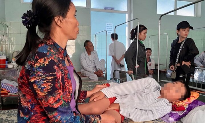 Học sinh bị tát hàng chục cái sẽ chịu ảnh hưởng tâm lý thế nào?