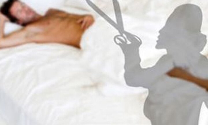 Mơ thấy mình là con gái, cầm kéo cắt phăng 'của quý'