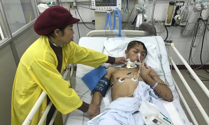 Đau đớn thân phận người phụ nữ xa quê, sắp phải bán nhà lấy tiền giữ mạng sống cho con