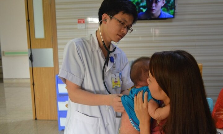 Nhiều trẻ dưới 9 tháng tuổi bị sởi: Làm thế nào để phòng ngừa dịch?