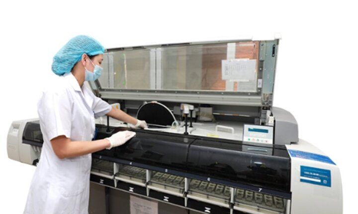 Việt Nam lần đầu phát hiện 23 kháng thể tự miễn nhờ kỹ thuật mới này