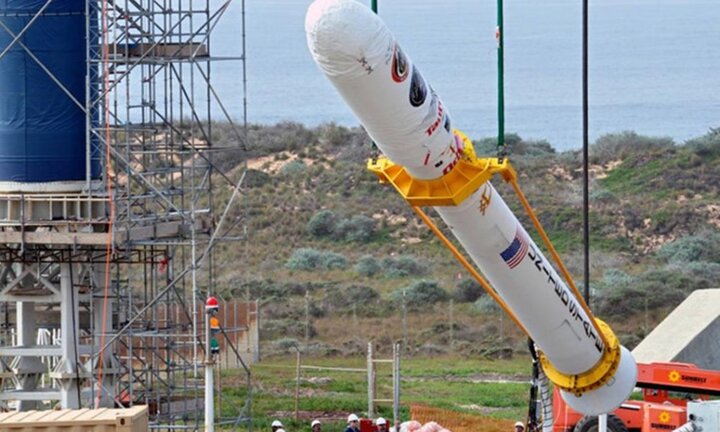 NASA mất 2 vệ tinh, thiệt hại 700 triệu USD do mua phải nhôm rởm