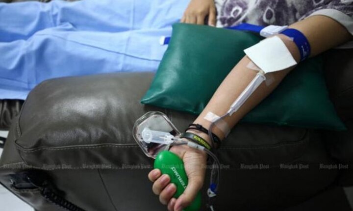 Nam thanh niên nhiễm HIV do truyền máu tại bệnh viện