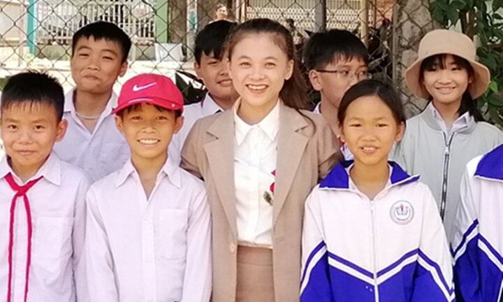 Hành trình 10 năm chiến đấu với căn bệnh ung thư của cô giáo trẻ phố núi Pleiku