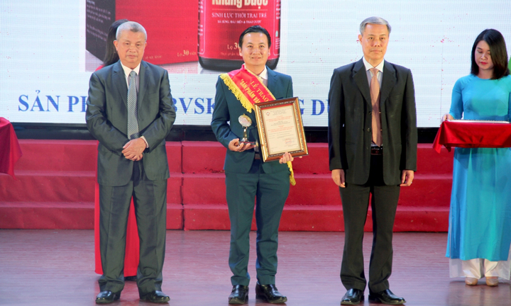Khang Dược đoạt giải 'Huy chương vàng vì sức khỏe cộng đồng' 2019