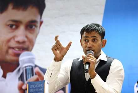 Kỉ lục gia thế giới bật mí cách luyện trí nhớ cho bạn trẻ Việt