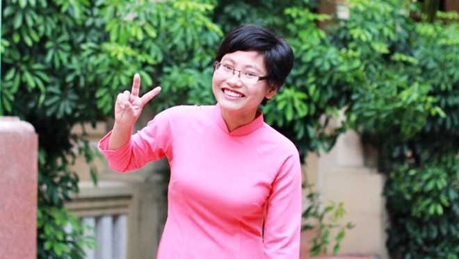 Con gái người thợ xây trở thành thủ khoa đầu ra ĐH Y Hà Nội năm 2016