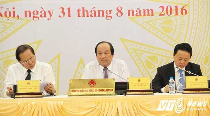 ‘Chính phủ không đi bán bia, không đi bán sữa’