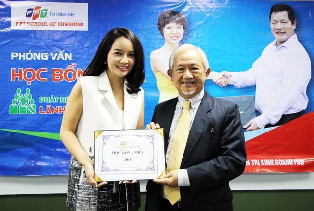 Diễn viên Mai Thu Huyền nhận học bổng thạc sỹ gần 100 triệu đồng