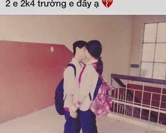 Nam sinh lớp 8 hôn bạn gái tại trường học khiến dân mạng xôn xao