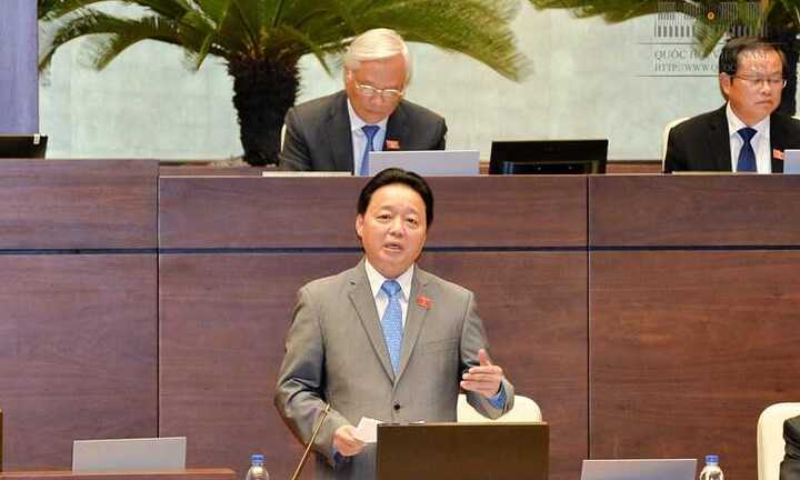 Bộ trưởng Tài nguyên - Môi trường: 'Biển miền Trung đã an toàn'