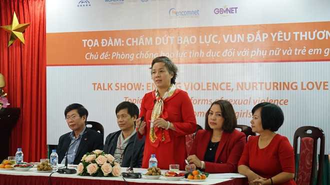 Nữ sinh chấp nhận bị quấy rối tình dục để giữ việc làm lương cao