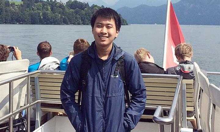 “Cậu bé vàng” Vật lý Việt Nam là con trai người bán thịt lợn