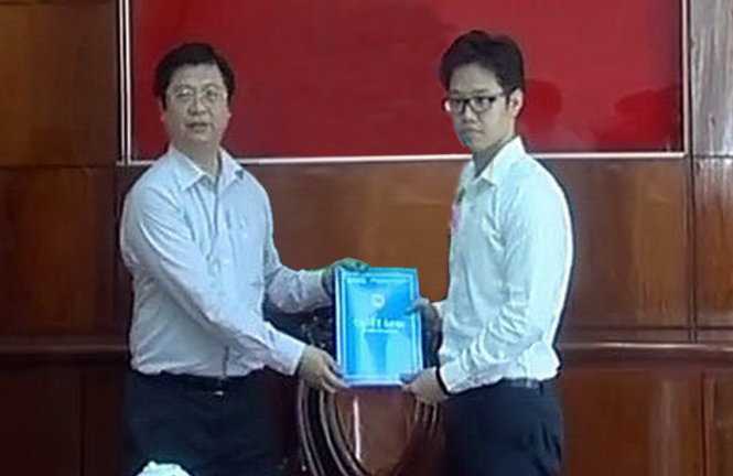 Vụ phó được bổ nhiệm 'thần tốc': Mù mờ lý lịch Đảng