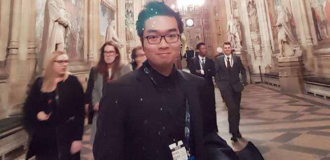 Chàng trai Việt tài năng bật mí kiếm học bổng cả ĐH Harvard, Oxford