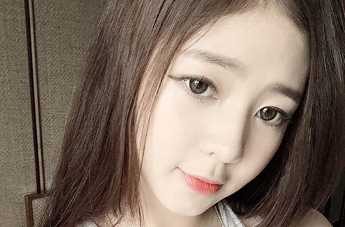 Hot girl xinh đẹp cover 'Lạc trôi' khiến dân mạng mê mẩn