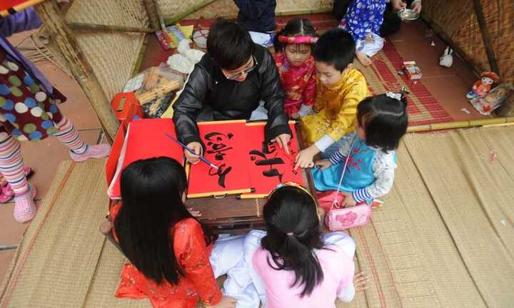 Nhà giáo Phạm Toàn: ‘Muốn đất nước phát triển phải bắt đầu cải tạo việc ăn Tết'