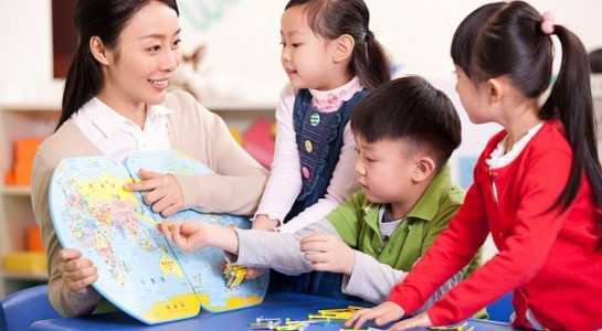 Điều chuyển giáo viên phổ thông xuống dạy mầm non: Bộ GD-ĐT yêu cầu dừng khi chưa đào tạo