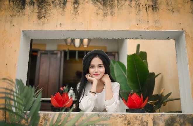 Danh tính cô gái Việt xinh đẹp được dân mạng Hàn Quốc kiếm tìm