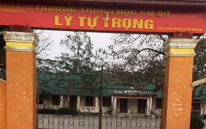 Nam sinh lớp 9 thiệt mạng tại trường khi đùa với bạn