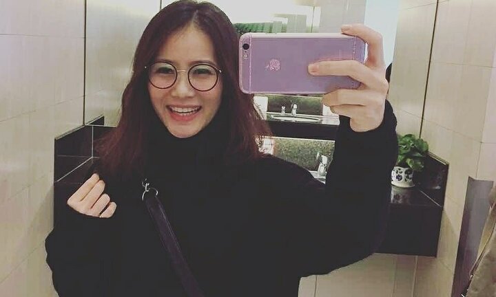 Cô gái Lào xinh đẹp tại Học viện An ninh khiến dân mạng kiếm tìm