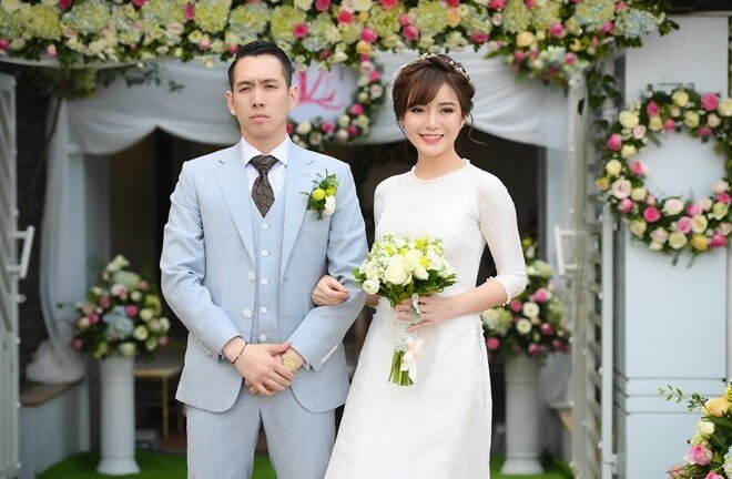 Hot girl Tú Linh xinh đẹp rạng ngời trong ngày cưới