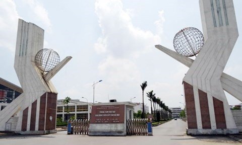 Nghi trộm điện thoại, học viên bị thầy đánh tím bầm toàn thân