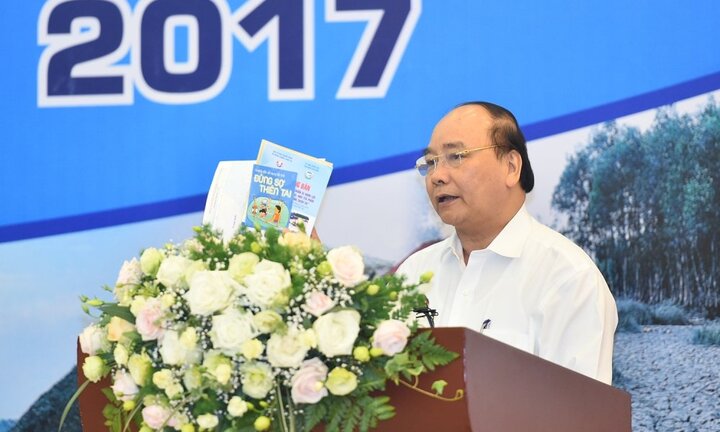 Thủ tướng: 'Không thể xả lũ làm tăng ngập mà vẫn đúng quy trình'