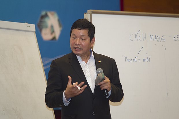 Chủ tịch FPT Trương Gia Bình bật mí nghề đắt giá ai cũng cần trong tương lai