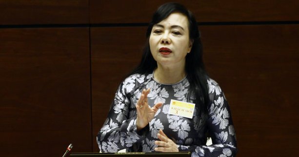 Bộ trưởng Y tế: 'Trước tiền trực mỗi ca không đủ bát phở, nay đã lên 25.000 đồng'