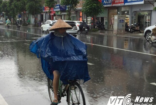 Dự báo thời tiết hôm nay 20/9: Miền Bắc mưa dông từ chiều tối nay