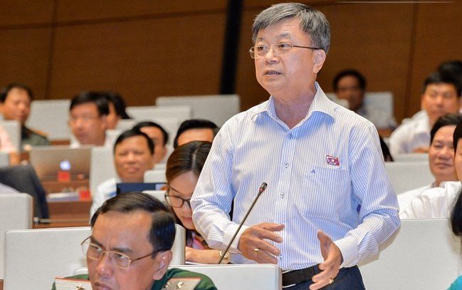 'Yêu cầu trọng dụng nhân tài nhưng vẫn bổ nhiệm người nhà thì trách nhiệm thuộc về ai?'