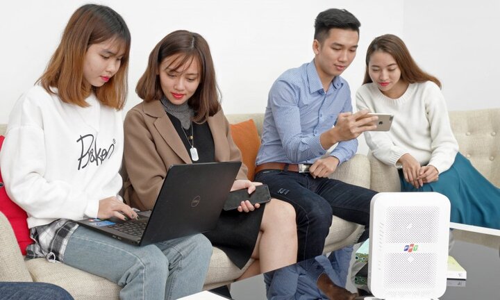 FPT Telecom trang bị Modem Wi-Fi thế hệ mới cho khách hàng đăng ký dịch vụ Internet cáp quang