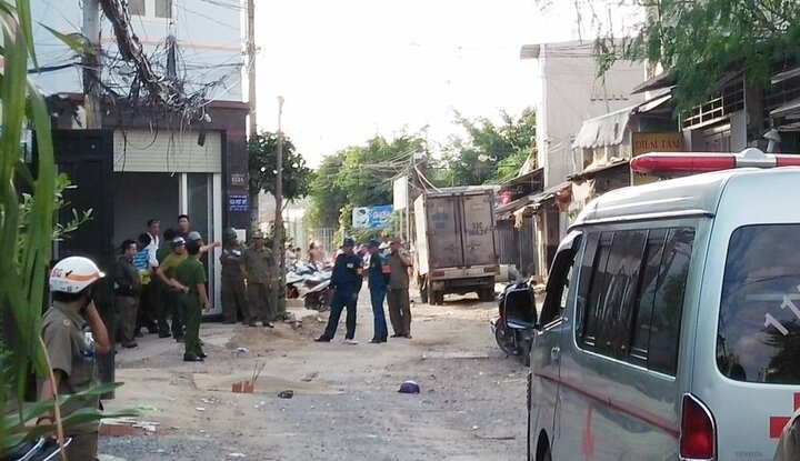 Nghi can giết bạn vì 300.000 đồng ra đầu thú