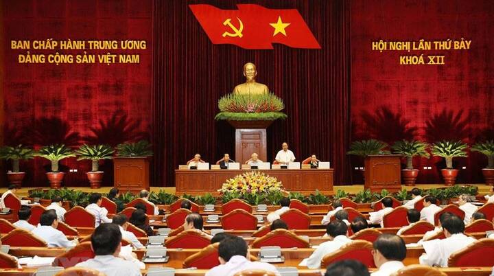 Thứ trưởng cũng cần phải thi tuyển