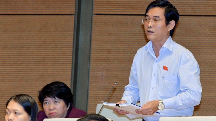 Không hài lòng, đại biểu Quốc hội liên tục tranh luận với Bộ trưởng Giao thông Vận tải