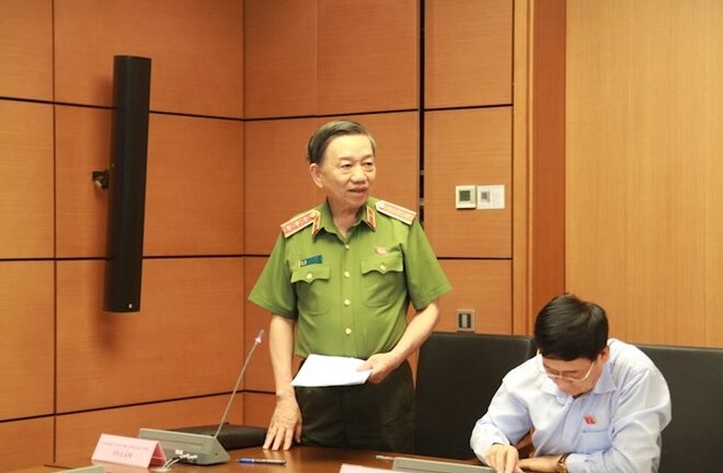 Bộ trưởng Công an: 'Trước đây các vị đại biểu Quốc hội cứ nói sao mà tướng nhiều thế'
