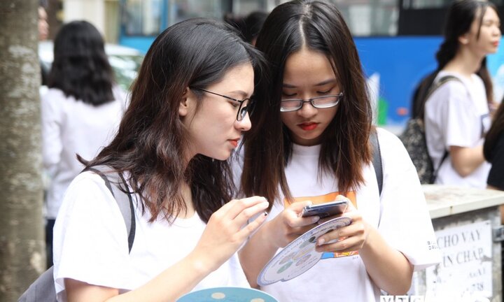 Lịch thi THPT Quốc gia 2018 ngày 26/6