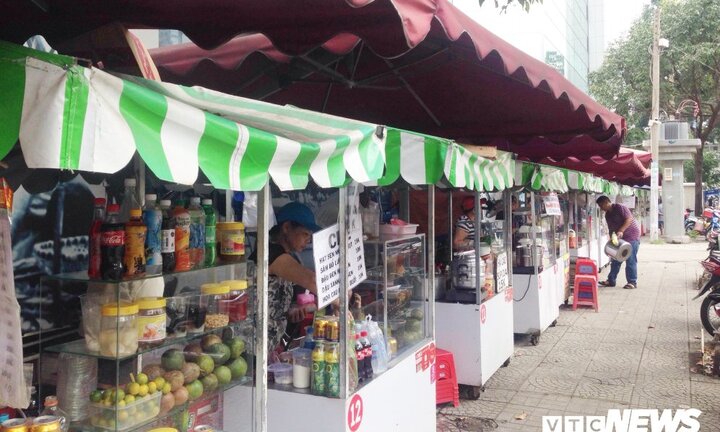 Hai phố hàng rong đầu tiên ở TP.HCM ra sao sau hơn 1 năm hoạt động?